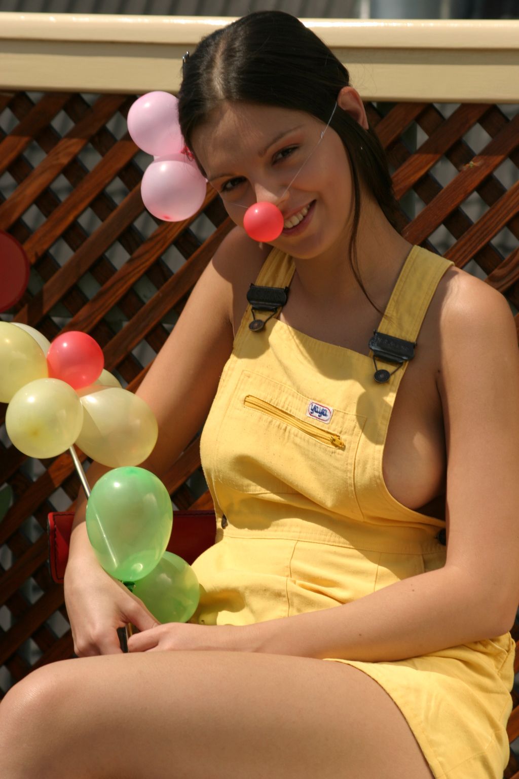 outdoor-balloon-fun-with-eva-1